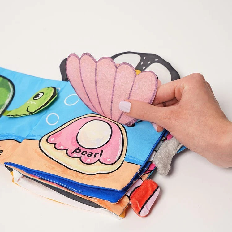 Montessori Baby Fabric Book L'atelier Montessori