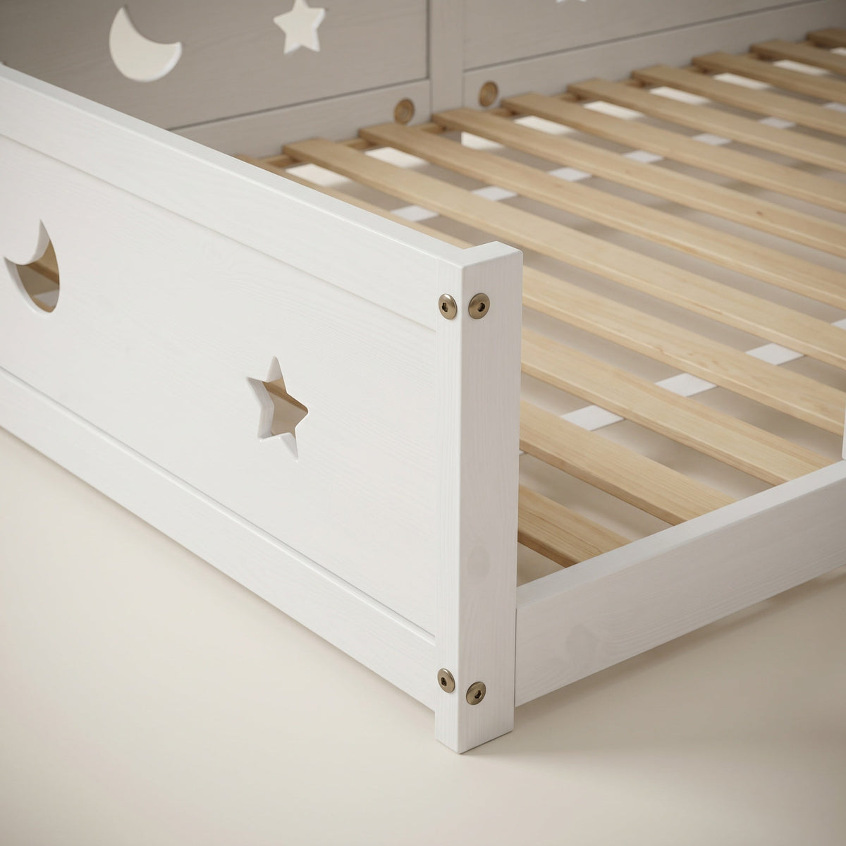 Montessori Floor Bed Moon and Stars L'atelier Montessori