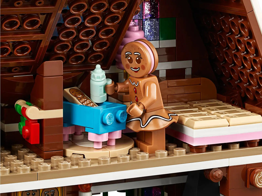 Montessori Gingerbread House L'atelier Montessori