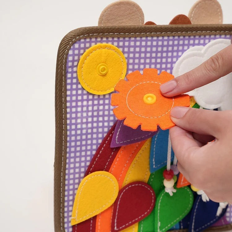 Montessori Giraffe Book L'atelier Montessori