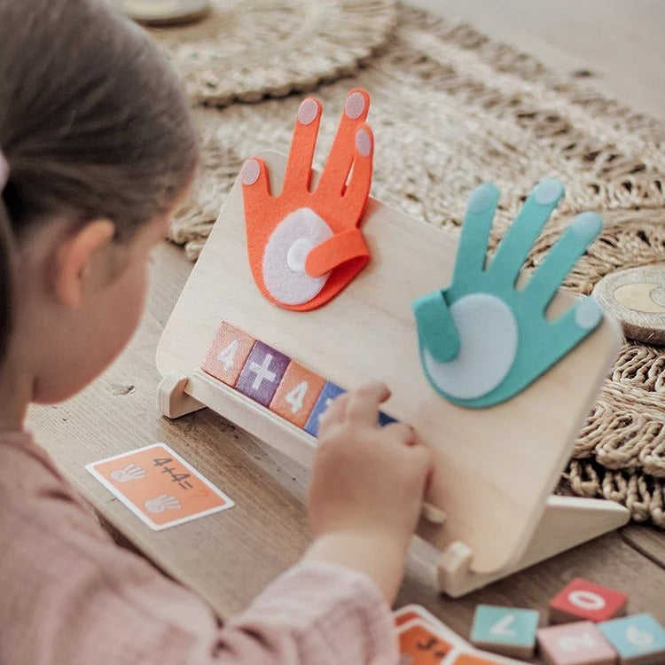 Montessori High Five Math Game L'atelier Montessori