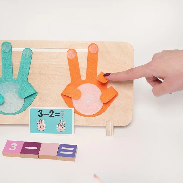 Montessori High Five Math Game L'atelier Montessori