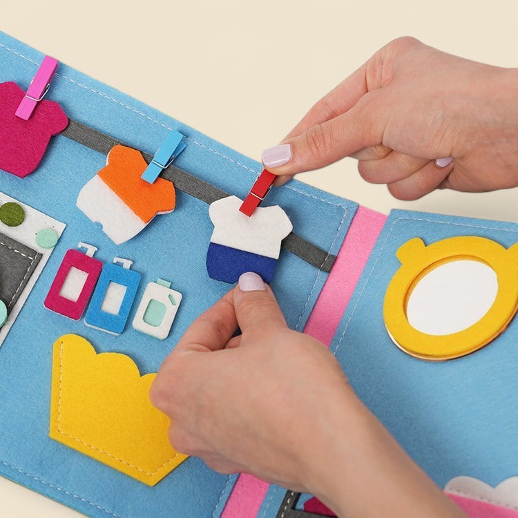 Montessori Interactive Book L'atelier Montessori