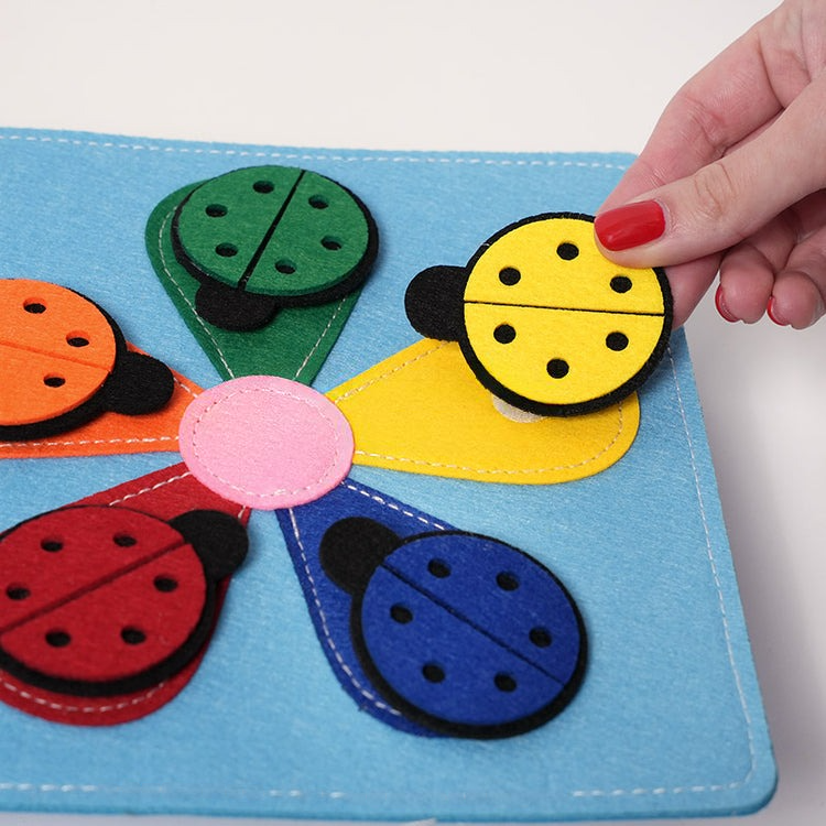 Montessori Interactive Farm Book L'atelier Montessori