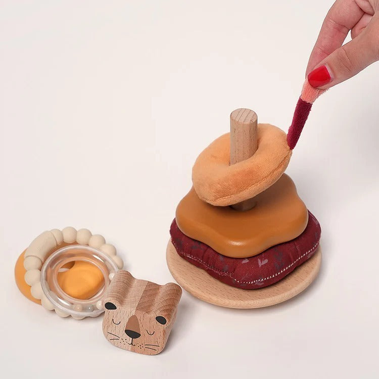 Montessori Little Lion Stacker L'atelier Montessori