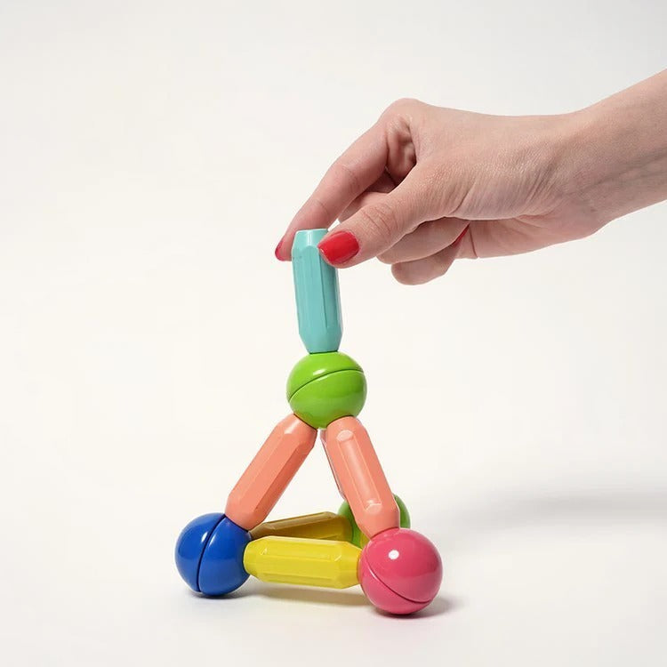 Montessori Magnetic Game L'atelier Montessori
