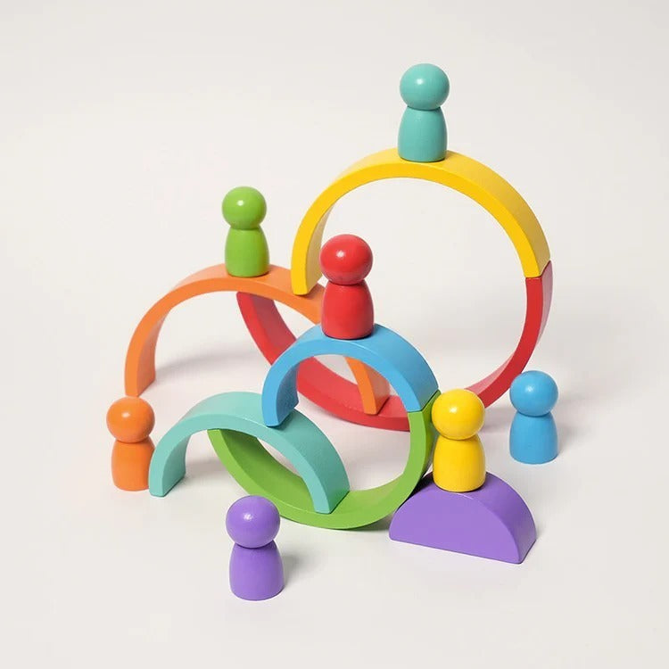 Montessori Rainbow and Little People L'atelier Montessori