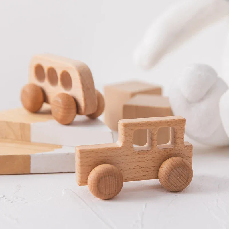 Montessori Wheeled Toy L'atelier Montessori