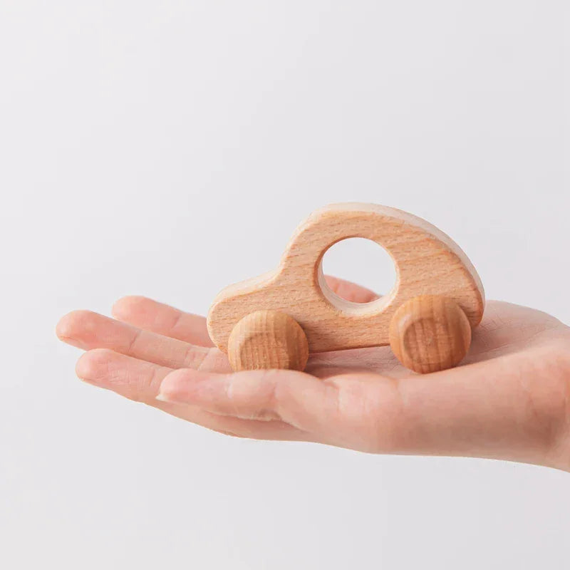 Montessori Wheeled Toy L'atelier Montessori