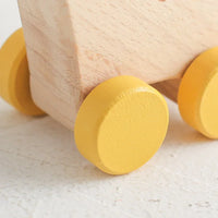 Montessori Wheeled Toy L'atelier Montessori