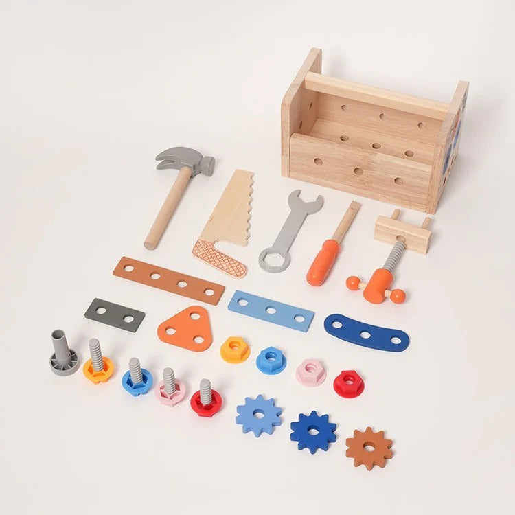 Montessori Wooden Workshop L'atelier Montessori