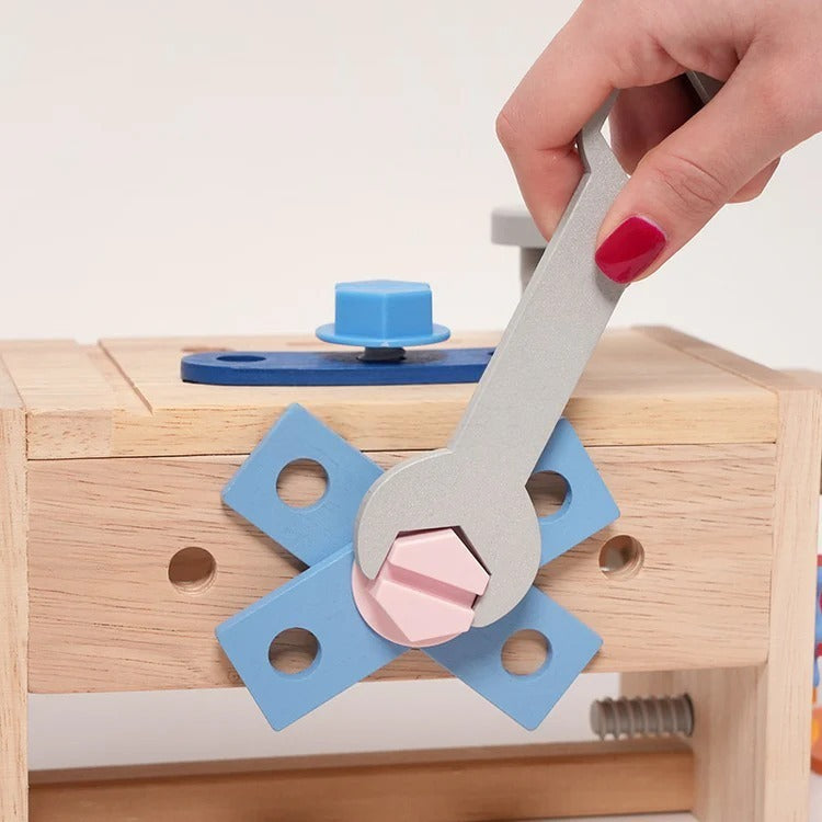 Montessori Wooden Workshop L'atelier Montessori