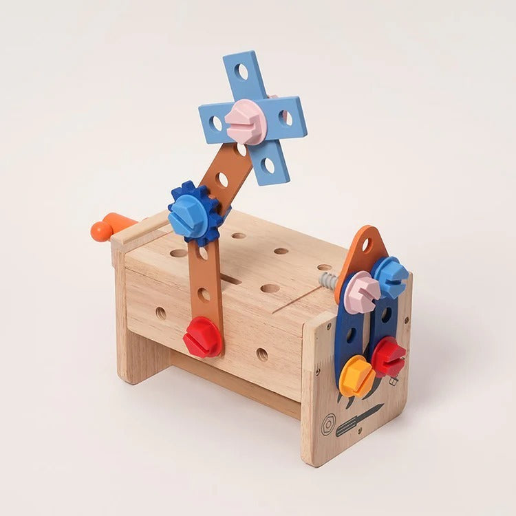 Montessori Wooden Workshop L'atelier Montessori